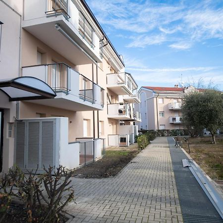 Appartamento Francesca Sirmione Exteriör bild