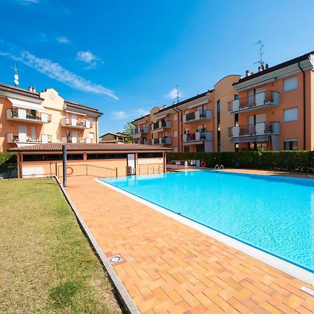 Appartamento Francesca Sirmione Exteriör bild