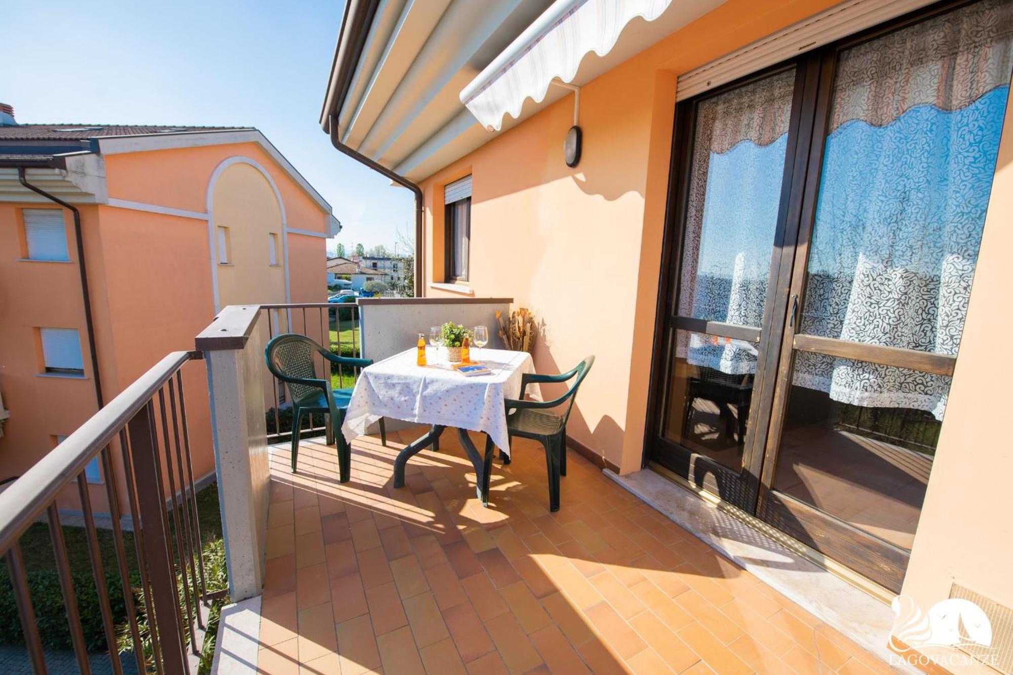 Appartamento Francesca Sirmione Exteriör bild